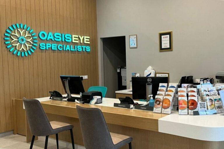 OasisEye Specialists Setia Indah Johor Bahru Reception Desk