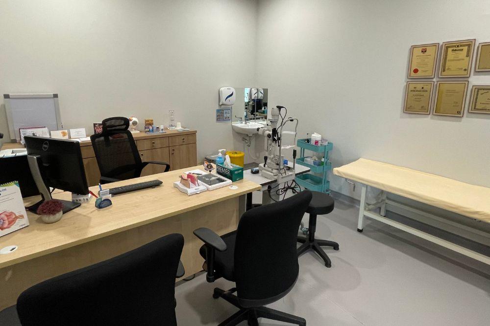 OasisEye Specialists Shah Alam Consultation Room 2